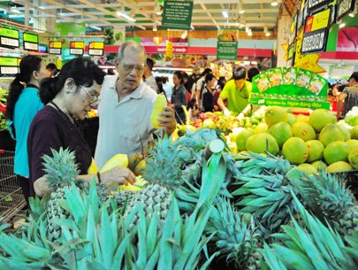 Các siêu thị thêm giờ bán hàng
