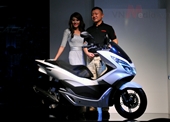 Honda Việt Nam ra PCX mới, giá từ 52 triệu