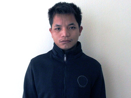 Trói giáo viên trong nhà tắm để cưỡng đoạt tiền và giở trò đồi bại