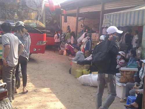 Vé xe Tết tăng vô tội vạ