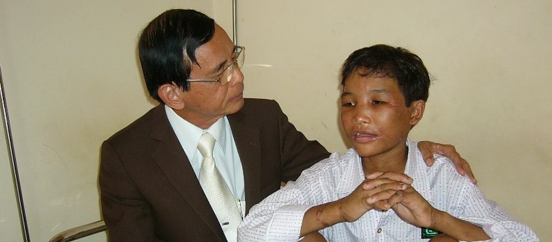 Đồng cảm, đại gia Lê Ân chi bạo cho Hào Anh