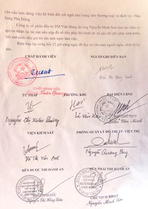 Chính vì thế, đại diện Viện kiểm sát TP Việt Trì không đồng ý việc tiếp tục kê biên tài sản và yêu cầu tạm dừng việc kê biên đối với ngôi nhà trung tâm thương mại và dịch vụ - Nhà hàng Phù Đổng.