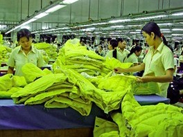 Sản xuất công nghiệp tháng Tết tăng 3