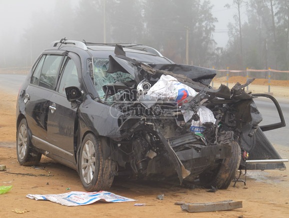 Du Xuân sai làn đường, 7 người trong một gia đình thương vong