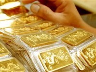 Cửa hàng vàng tung chiêu hút khách ngày Thần Tài