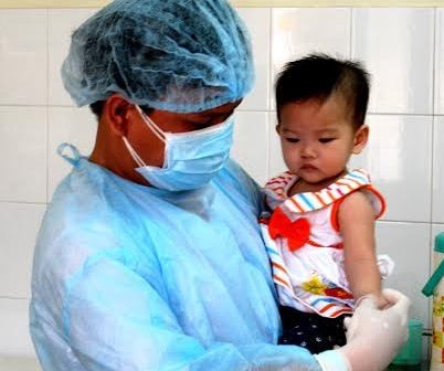 Một điều dưỡng bệnh viện bị lây nhiễm cúm A H1N1 từ bệnh nhân