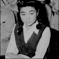 Bông hồng Tokyo và phiên tòa thế kỷ Kỳ 1