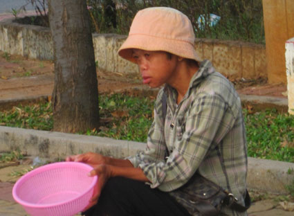 Bài 1 Lần theo những đường dây chăn dắt ăn xin