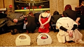 Trung Quốc trảm hàng loạt quan chức thành phố mại dâm