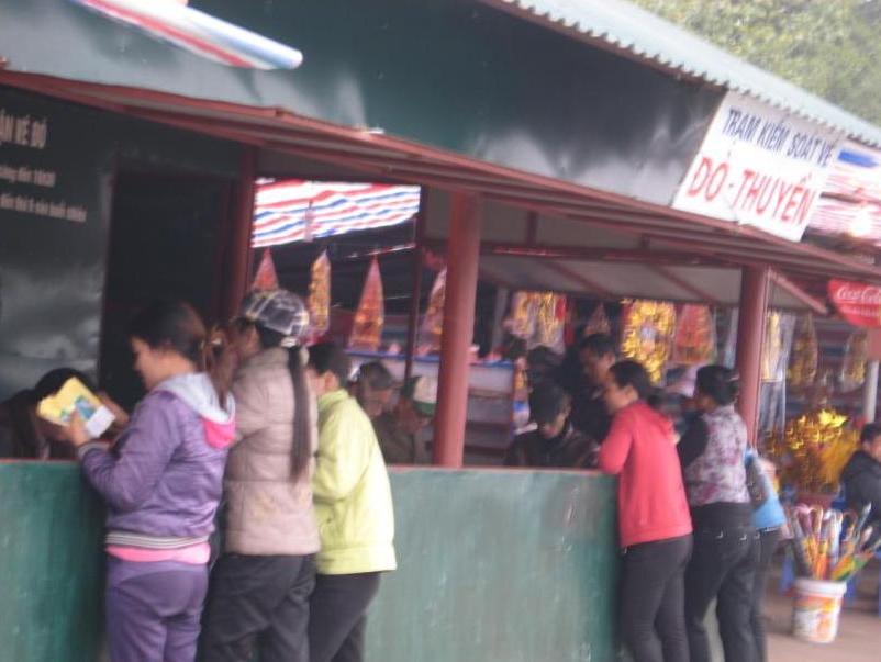 Luật bất thành văn ở Chùa Hương