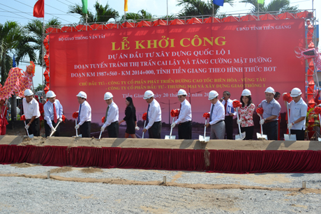 Khởi công dự án xây dựng QL 1 đoạn tuyến tránh thị trấn Cai Lậy