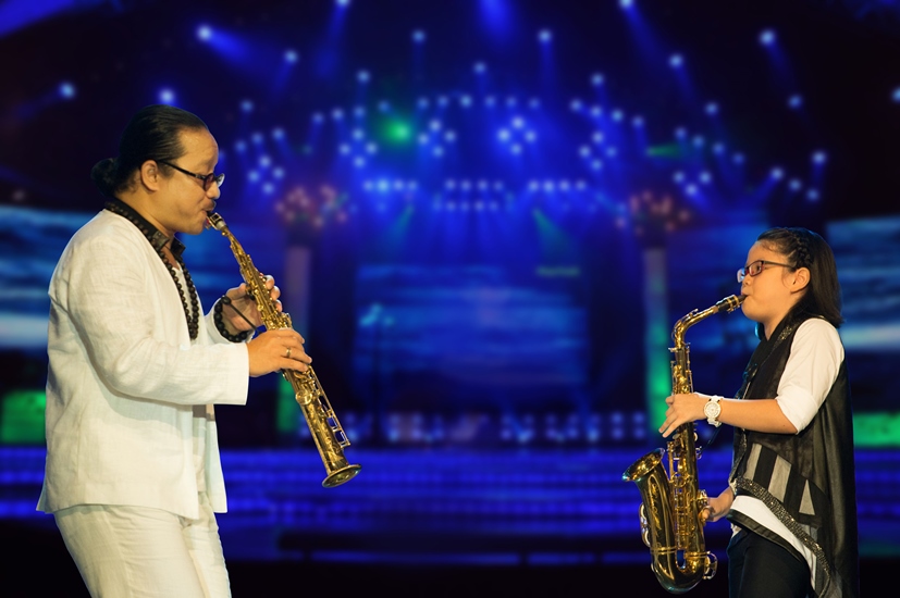 Saxophone Trần Mạnh Tuấn sẽ biểu diễn cùng con gái 10 tuổi