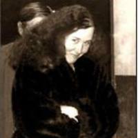 Cô gái sống trong chiếc hộp Kỳ 1