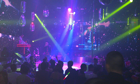 Thâm nhập những chốn ăn chơi biến tướng ở Đà Nẵng