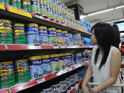 Khẩn trương kiểm tra giá sữa