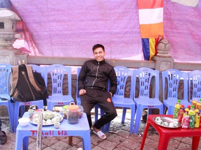 Tận mặt chủ quán chém khách nửa triệu một ấm trà