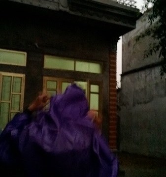 Cha trót xâm hại tình dục con gái vì ngủ chung giường