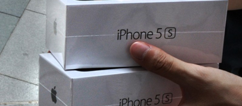 Tiếp viên hàng không buôn lậu Tai tiếng nối tiếp tai tiếng