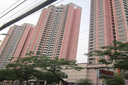 Thuận Kiều Plaza trở thành “Tòa tháp ma”. Ảnh TG