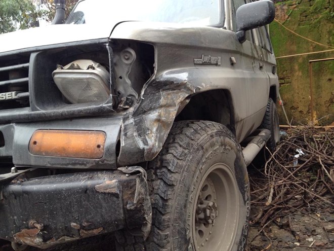 Tạm giữ lái xe đâm nữ sinh, nạn nhân vẫn đang điều trị