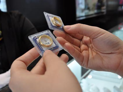 Giá vàng SJC xuống đáy 3 tuần