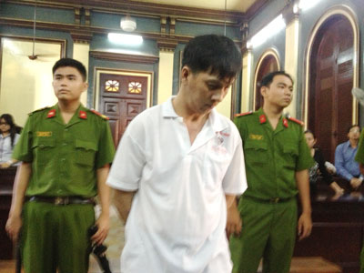 Trộm bất thành, sát hại hàng xóm