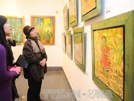 Khai mạc triển lãm hội họa Nghệ sỹ đang làm gì