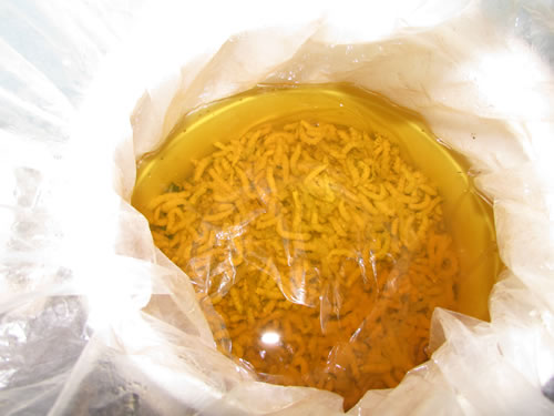 Rượu tằm xứ lụa