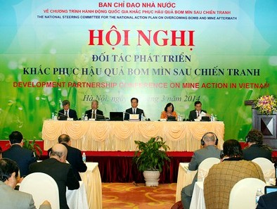 Hội nghị đối tác phát triển khắc phục hậu quả bom mìn