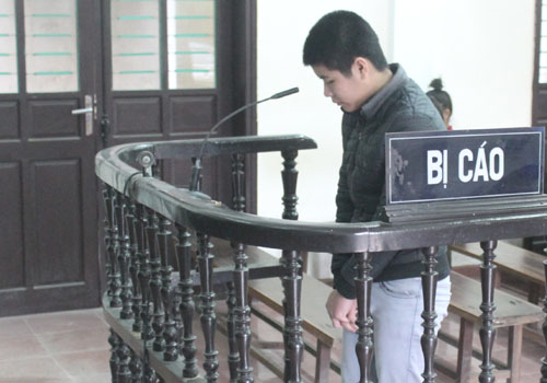 10 năm tù cho đứa cháu đánh gục bác dâu cướp vàng