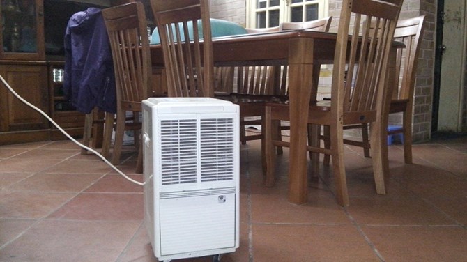 Thiết bị hút ẩm đắt hàng