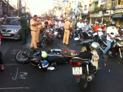 Ám ảnh những cái chết đau lòng dưới bánh xe buýt