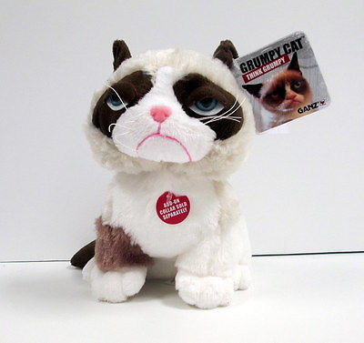 Thu hồi mèo nhồi bông gây ngạt cho trẻ