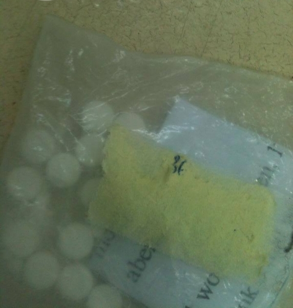 Sốc với thuốc tăng trọng cho trẻ rao bán trên mạng