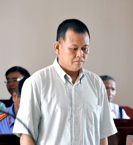 Lòng tham đánh mất danh dự