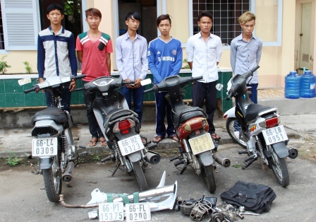 Tóm gọn băng nhóm trộm nóng xe môtô