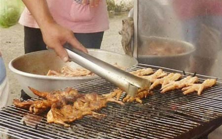 Phù phép chân gà thối thành đặc sản