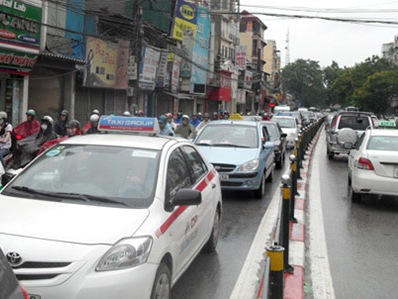 Taxi Hà Nội sẽ mang phù hiệu riêng