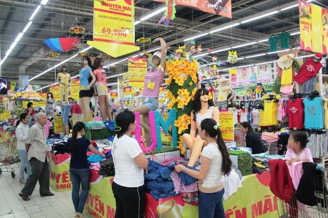 Big C lại gây sốc khi giảm giá 1 450 mặt hàng tới 40