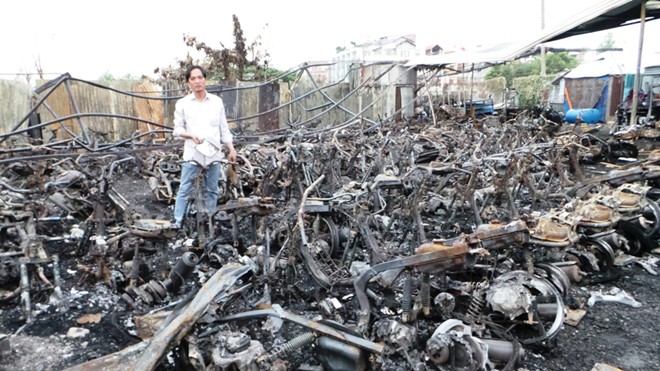 Tôi bán mạng cũng không đủ tiền đền 300 xe bị cháy