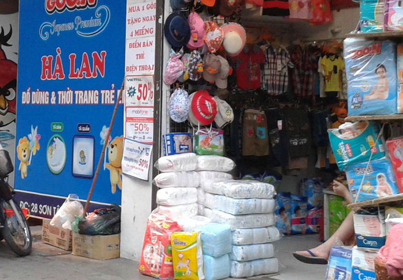 Vì sao Diana lập tức dừng lưu hành bỉm trần thứ phẩm