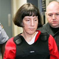 Cuộc thảm sát của giáo sư đại học - Kỳ 3