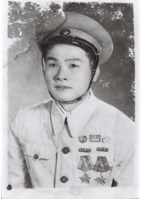 Anh hùng Lê Văn Dỵ