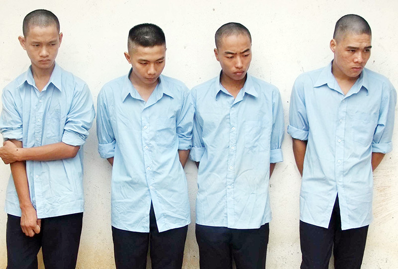 Bắt khẩn cấp nhóm đối tượng hiếp dâm