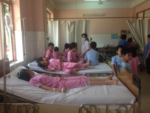 Ăn thực phẩm Vissan, 50 học sinh tiểu học cấp cứu