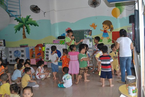 2 000 giáo viên mầm non bỏ việc mỗi năm