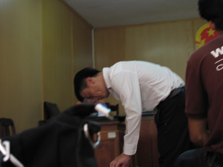 Bắt một thư ký tòa án quận 12 nhận tiền chạy án