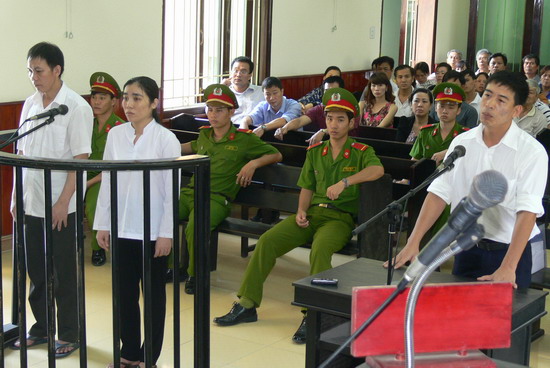 Tội phạm trong lĩnh vực ngân hàng Phát sinh tiêu cực do lơi lỏng quản lý