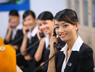 Thời khó khăn, ngân hàng ngán tuyển gái xinh