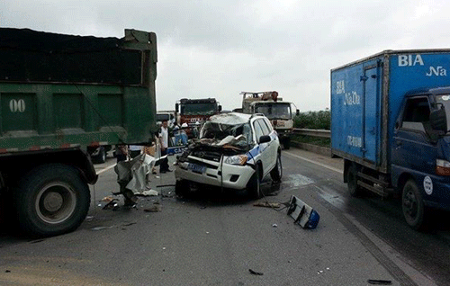 Tai nạn kinh hoàng trên đường cao tốc, 3 cảnh sát giao thông tử nạn